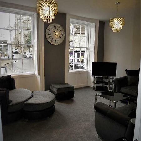 No1 Town House Villa Стамфорд Екстериор снимка